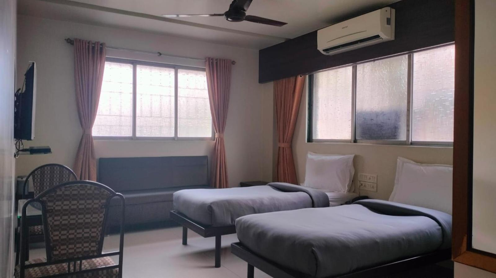 Hotel Sai Nidhi Executive-Mindspace Airoli Navi Mumbai Eksteriør billede