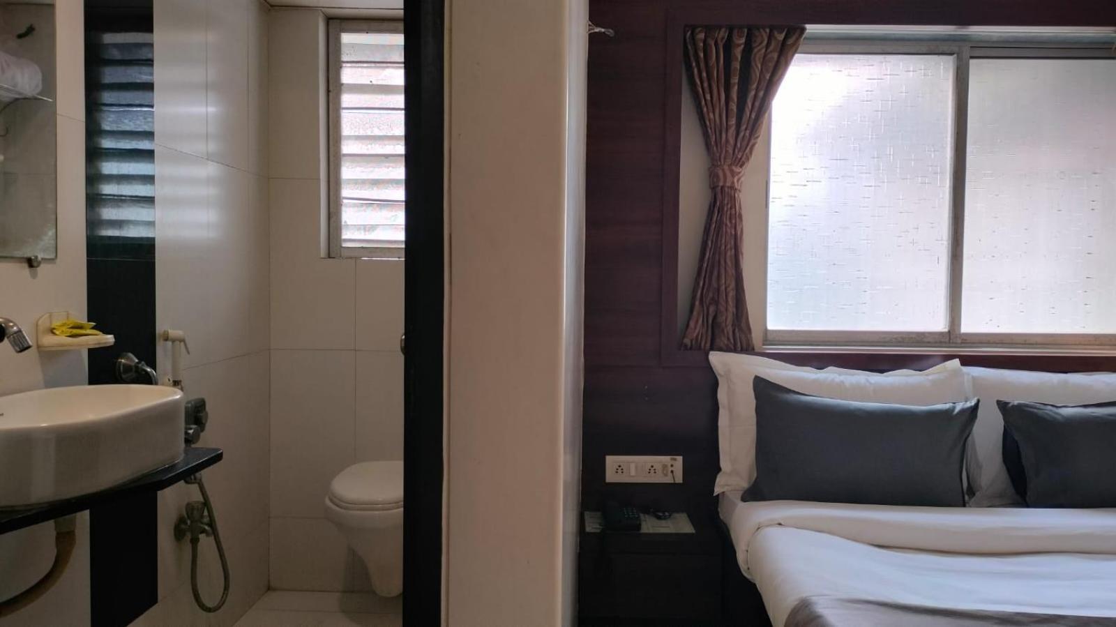 Hotel Sai Nidhi Executive-Mindspace Airoli Navi Mumbai Eksteriør billede